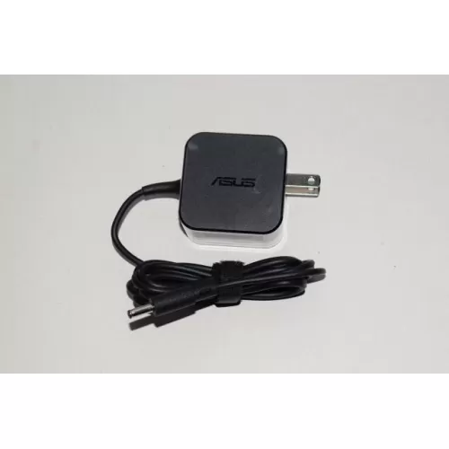 Original Asus ad2036321 010lf 14511 rev:a01charger